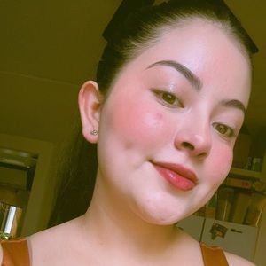 Meet your Posher, Regina